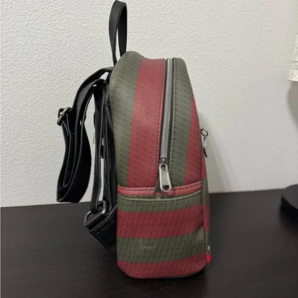 Loungefly A Nightmare On Elm Street Freddy Glove Stripe Mini Backpack - Picture 3 of 6